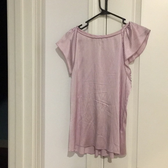 BCBG top XS , minimally worn, - Picture 4 of 4
